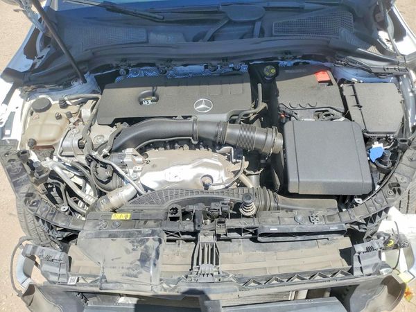 2023 MERCEDES-BENZ GLA GLA250