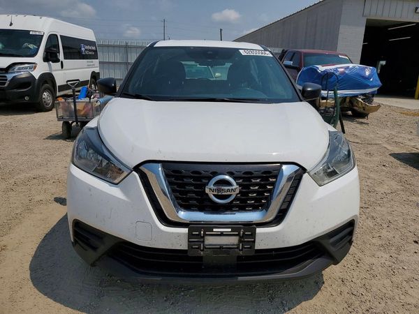 2020 NISSAN KICKS