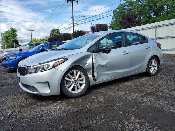 2017 KIA FORTE