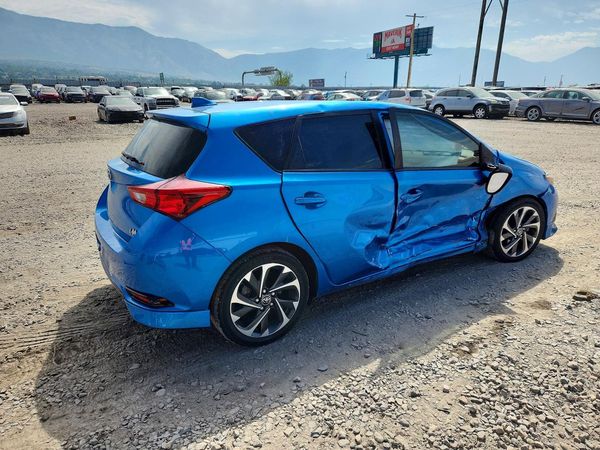2018 TOYOTA COROLLA