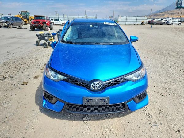 2018 TOYOTA COROLLA