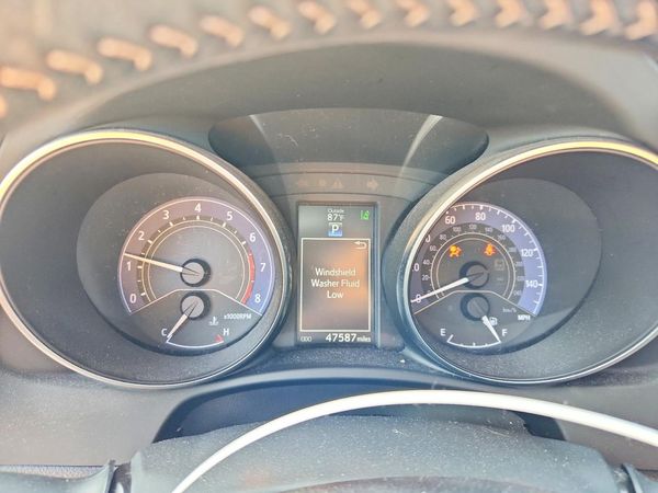 2018 TOYOTA COROLLA