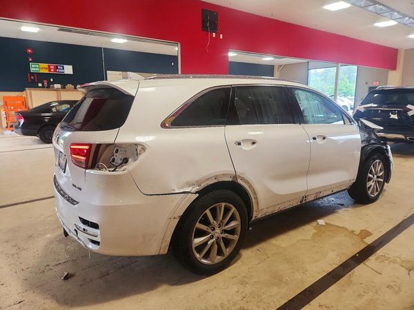 2017 KIA SORENTO