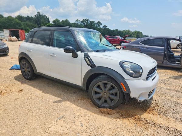 2015 MINI COOPER