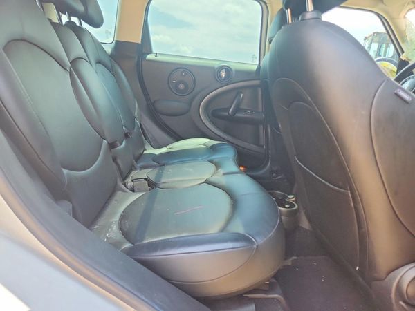 2015 MINI COOPER