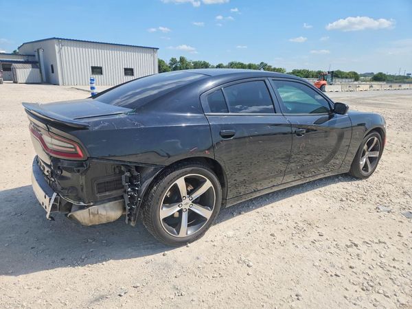 2017 DODGE CHARGER SE