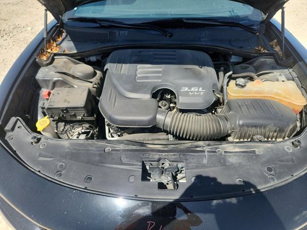 2017 DODGE CHARGER SE