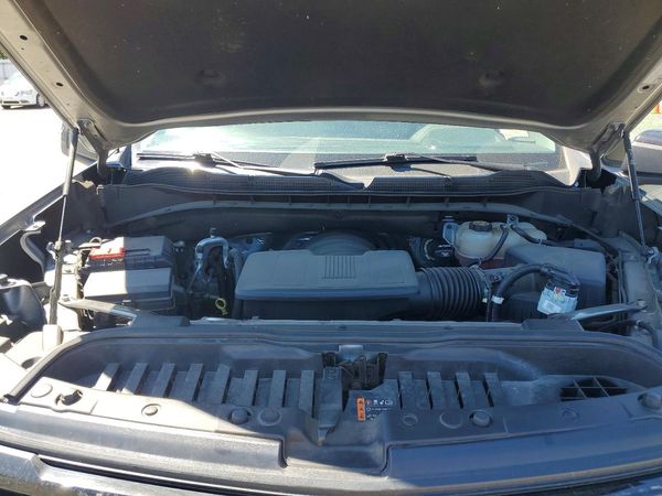 2023 CHEVROLET SILVERADO Trail Boss - LT — Engine bay