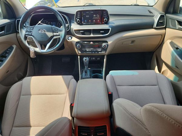 2020 HYUNDAI TUCSON