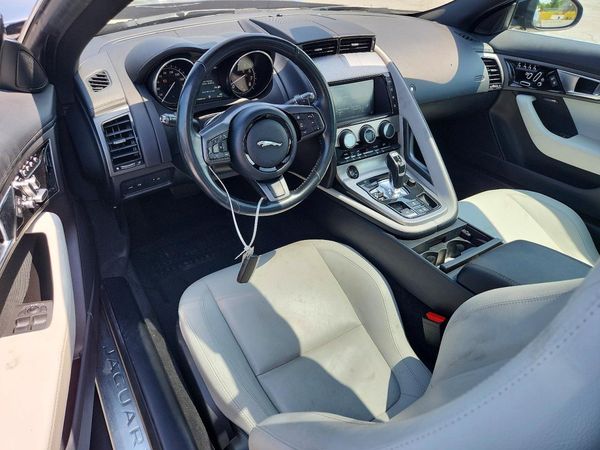 2017 JAGUAR F-TYPE
