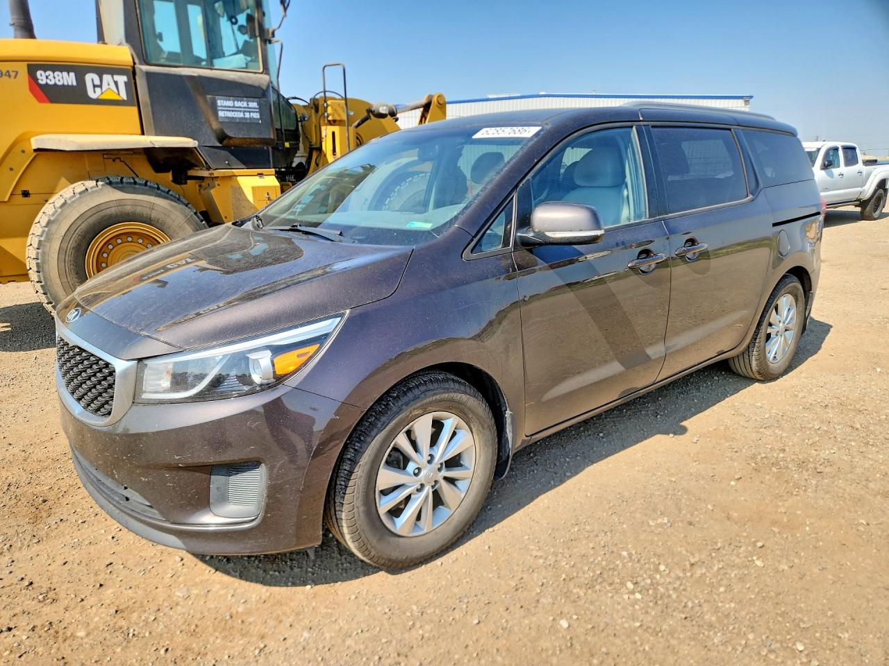 2015 KIA SEDONA GL - Middle-low