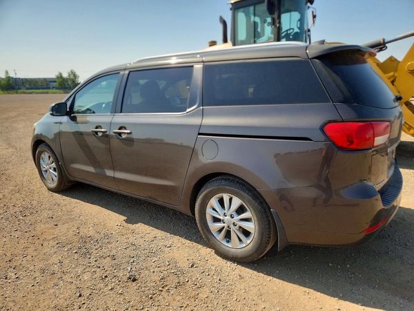 2015 KIA SEDONA GL - Middle-low