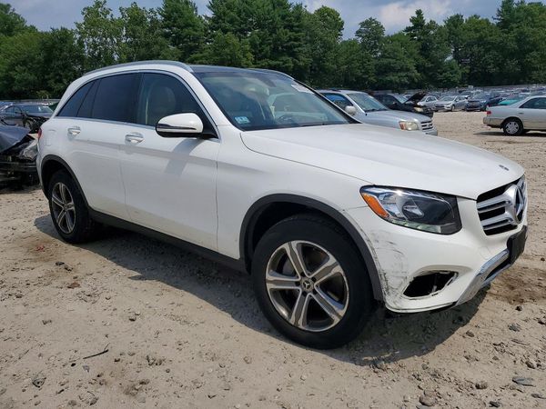 2019 MERCEDES-BENZ GLC GLC 300-4M