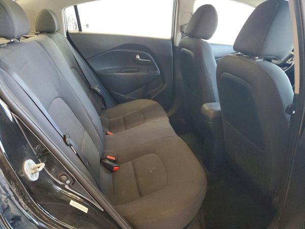 2015 KIA RIO