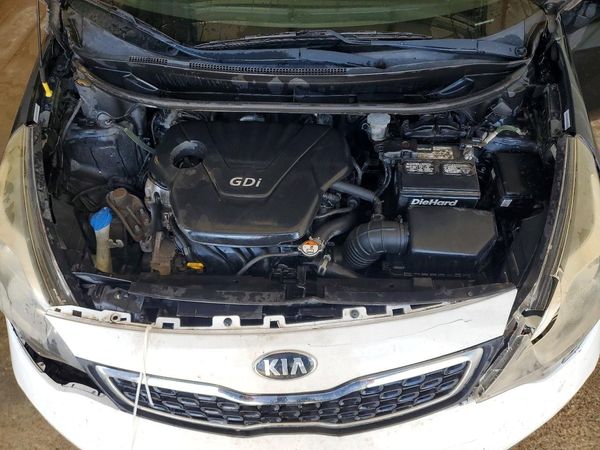 2015 KIA RIO