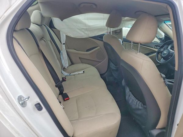 2015 KIA OPTIMA GL(Middle-low grade)