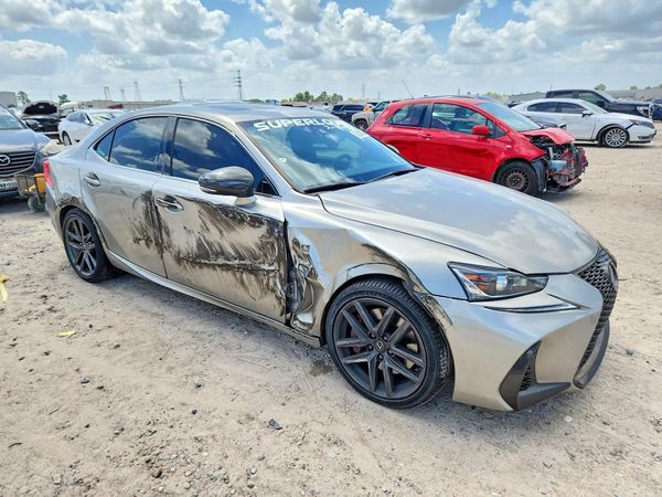 2017 LEXUS IS