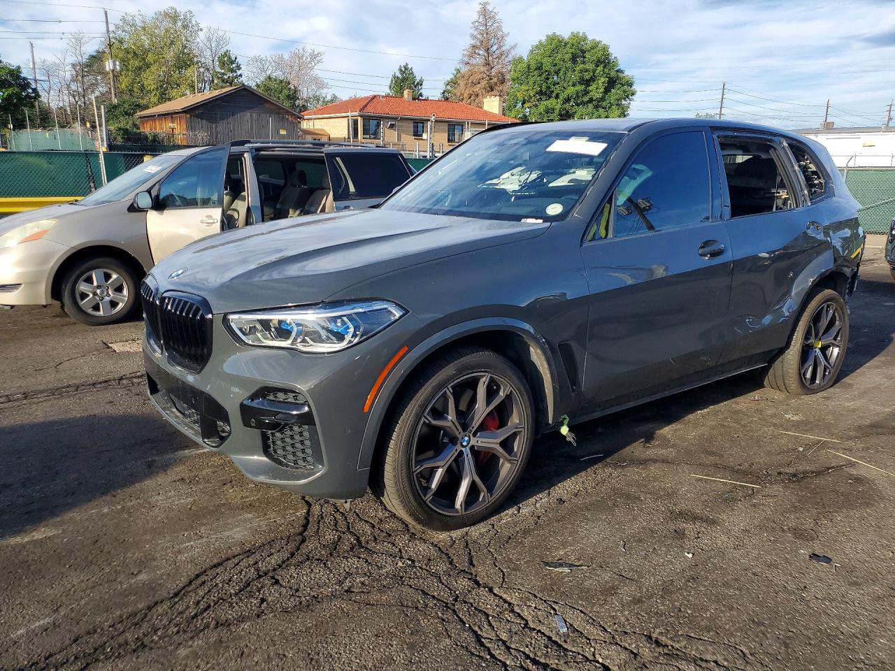 2023 BMW X5 M50i