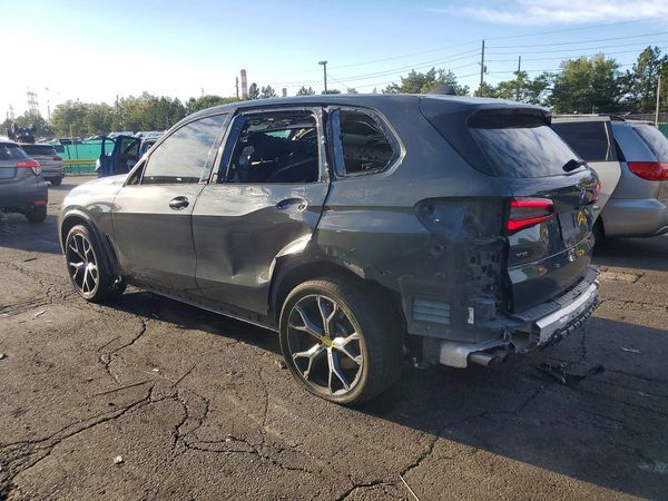 2023 BMW X5 M50i