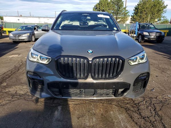 2023 BMW X5 M50i
