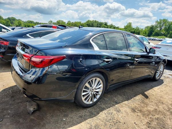 2018 INFINITI Q50