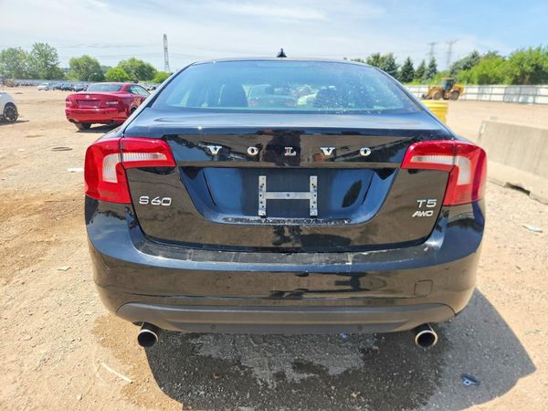 2013 VOLVO S60