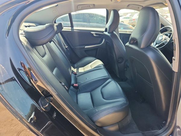 2013 VOLVO S60