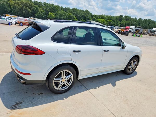 2018 PORSCHE CAYENNE Base / Platinum Edition