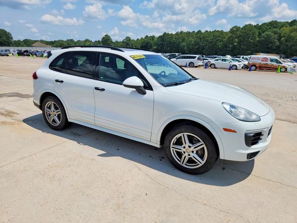 2018 PORSCHE CAYENNE Base / Platinum Edition