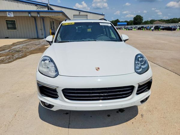 2018 PORSCHE CAYENNE Base / Platinum Edition