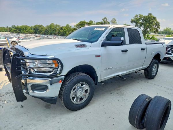 2022 RAM 2500 TRADESMAN CREW CAB 4X4