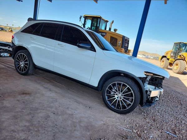 2017 MERCEDES-BENZ GLC GLC300