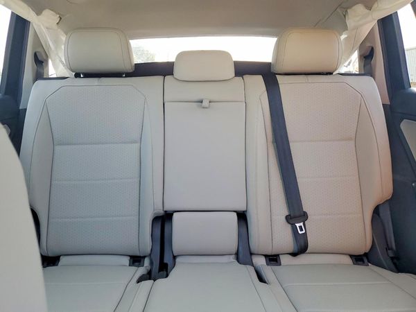 2021 VOLKSWAGEN TIGUAN SE, SE R-Line Black, SEL