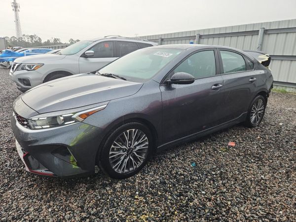2022 KIA FORTE GT Line
