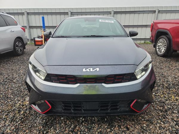 2022 KIA FORTE GT Line