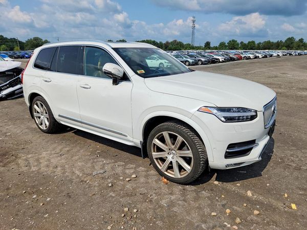 2018 VOLVO XC90 Inscription