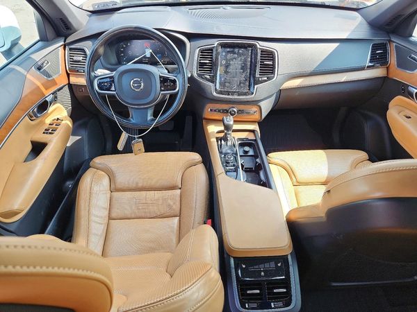2018 VOLVO XC90 Inscription