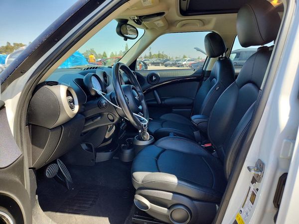 2012 MINI COOPER