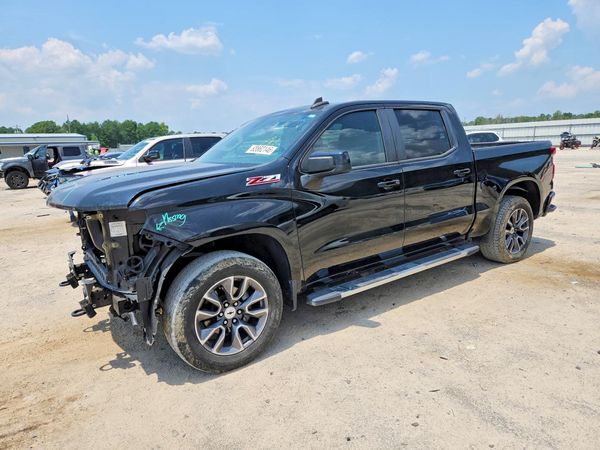 2021 CHEVROLET SILVERADO RST