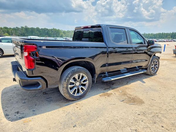 2021 CHEVROLET SILVERADO RST