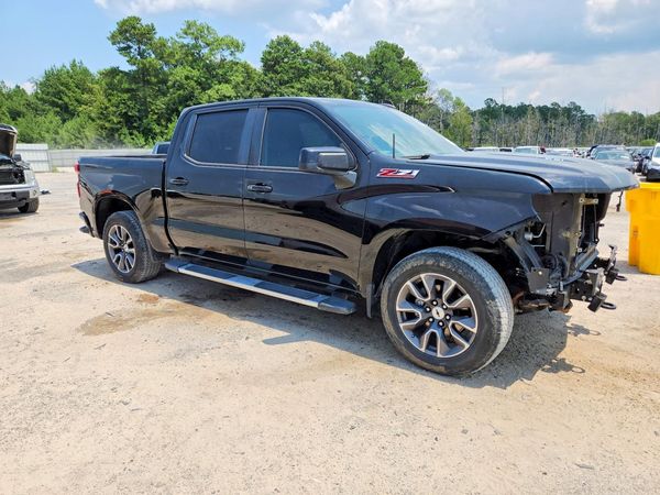 2021 CHEVROLET SILVERADO RST