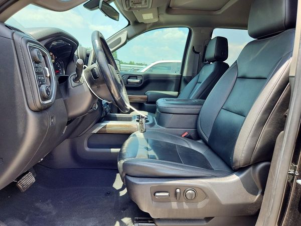 2021 CHEVROLET SILVERADO RST