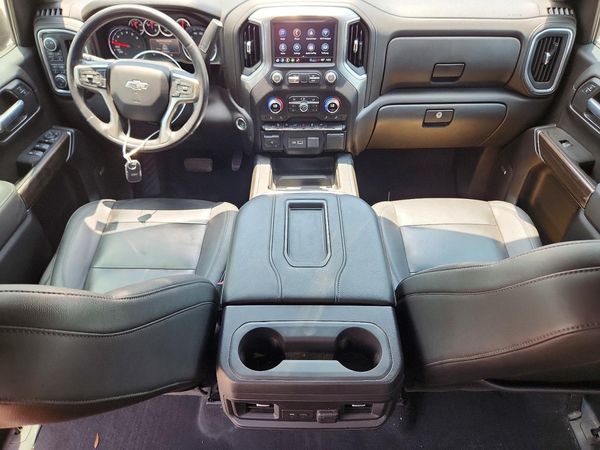 2021 CHEVROLET SILVERADO RST