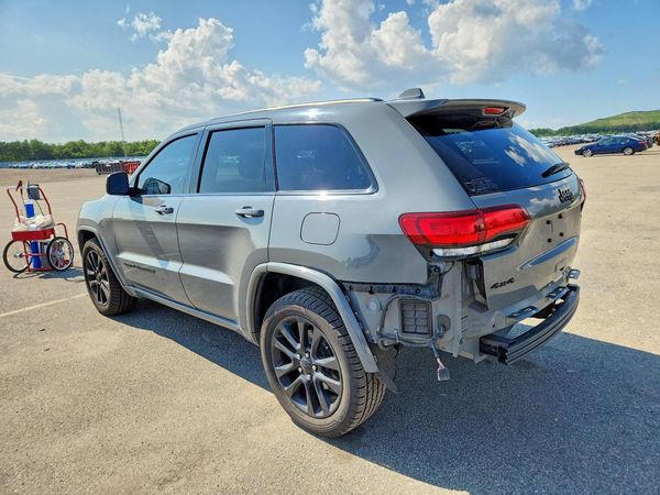 2019 JEEP GRAND CHEROKEE Laredo