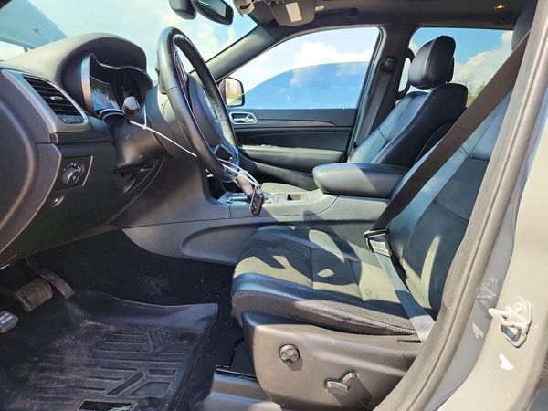 2019 JEEP GRAND CHEROKEE Laredo