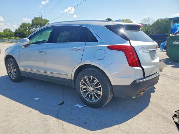 2017 CADILLAC XT5