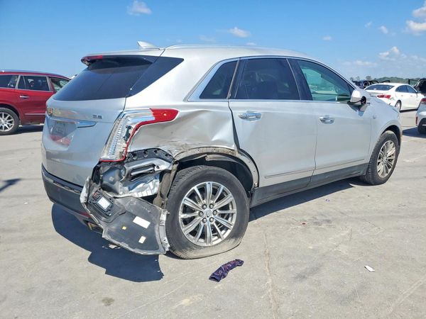 2017 CADILLAC XT5
