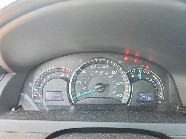 2012 TOYOTA CAMRY