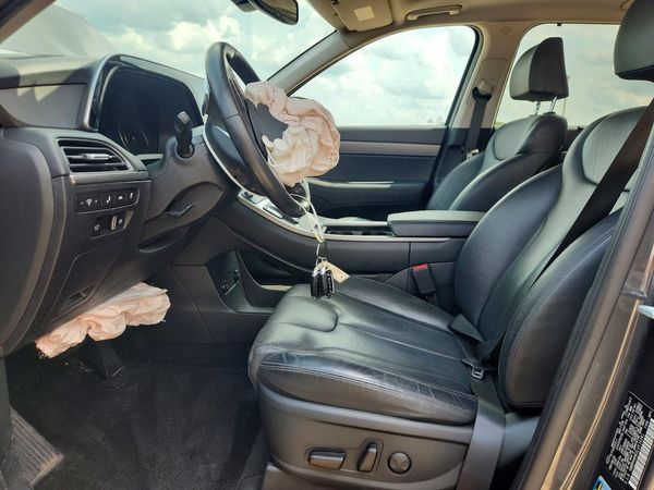2020 HYUNDAI PALISADE SEL w/ Premium Pkg