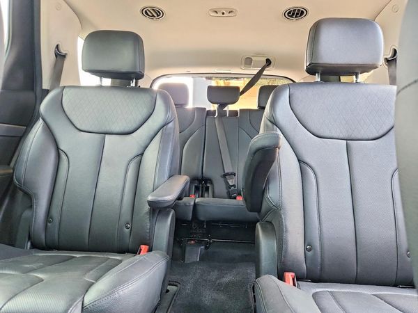 2020 HYUNDAI PALISADE SEL w/ Premium Pkg